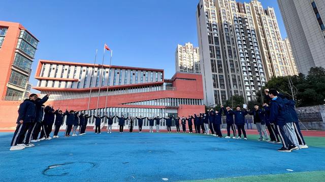 慧锦囊——专访教师赵一鸣尊龙AG网站赵老师的智(图7)